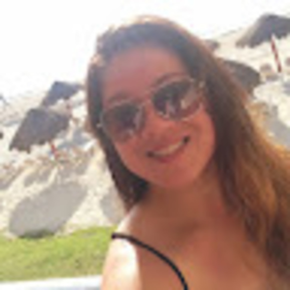 Meet your Posher, Shelly - Picture 1 of 1